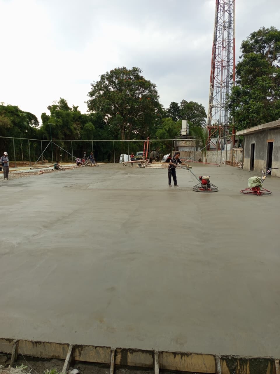 Hasil Trowel Finishing Pabrik
